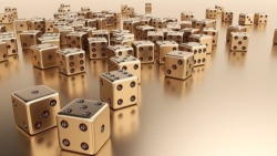 Giá vàng hôm nay 16/1: Thị trường hoảng loạn, vàng thế giới hụt hơi, trong nước thẳng tiến mốc 57 triệu đồng