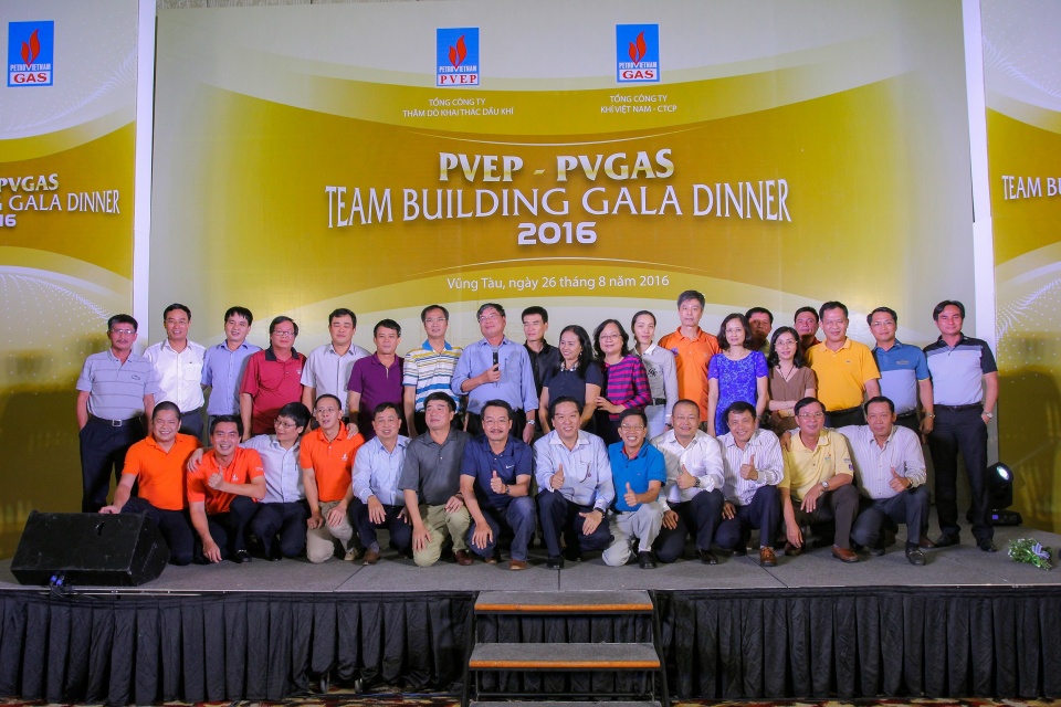 Một giải pháp tháo gỡ khó khăn do khủng hoảng giá dầu của PVEP mot giai phap thao go kho khan do khung hoang gia dau cua pvep