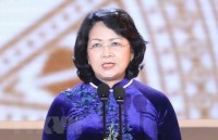 quyen chu tich nuoc tiep xuc cu tri huyen tam binh tinh vinh long