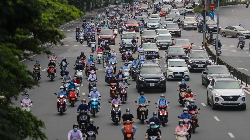 Covid-19 ở Việt Nam sáng 18/9: Số ca tử vong giảm, ca nặng vẫn nhiều; TP. HCM thêm nhóm không cần giấy đi đường; Hà Nội sẵn sàng tình huống xấu nhất