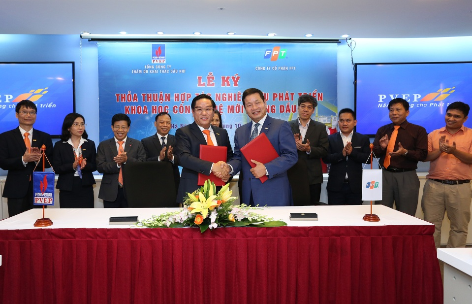 Khi "hai ông lớn” Dầu khí và Công nghệ bắt tay