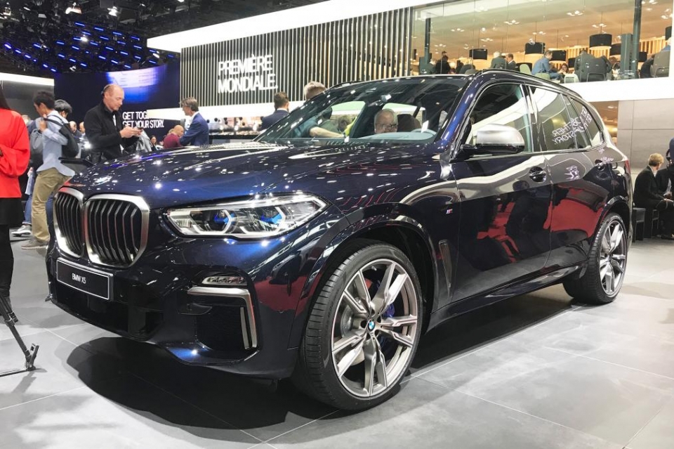VinFast "sánh vai" với những thương hiệu nào tại Paris Motor Show 2018 vinfast sanh vai voi nhung thuong hieu nao tai paris motor show 2018