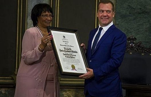 Thủ tướng Nga Medvedev: Mỹ đang thử nghiệm mô hình can thiệp kiểu mới vào nội bộ các nước khác