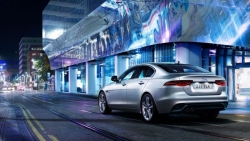 Jaguar XE 2021 phiên bản nâng cấp động cơ và trang bị có gì mới?