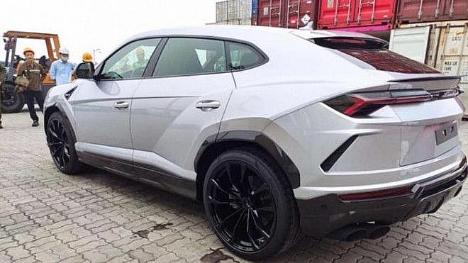 Chiêm ngưỡng 4 mẫu siêu xe sang trọng và đẳng cấp vừa cập bến Việt Nam Chiêm ngưỡng 4 mẫu siêu xe sang trọng và đẳng cấp vừa cập bến Việt Nam