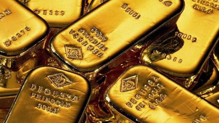 Giá vàng hôm nay 21.10: Giới đầu tư vẫn chờ thêm 'doping', nghi ngờ khả năng quay lại mốc 2.000 USD?