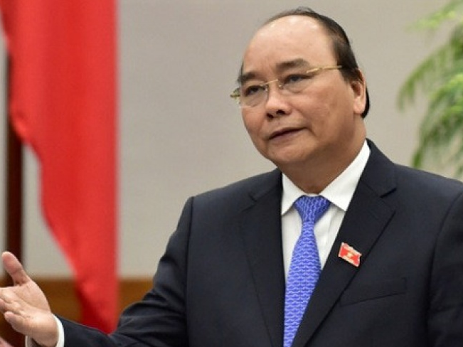 Thủ tướng lên đường dự Hội nghị cấp cao CLV tại Campuchia