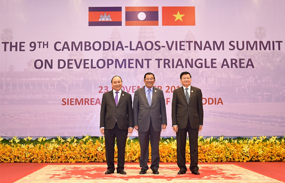 Thủ tướng kết thúc tốt đẹp chuyến tham dự Hội nghị CLV 9