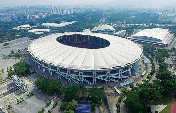 Báo Thái Lan tố đội nhà bị “trúng độc” bởi mặt cỏ ở sân Bukit Jalil, Malaysia