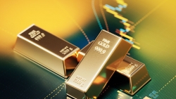 Giá vàng hôm nay 10/8: Giá vàng tăng đều đặn, đọ 'ghế nóng' với USD; Fed tiếp tục tăng lãi suất mặc lạm phát sẽ hạ nhiệt?