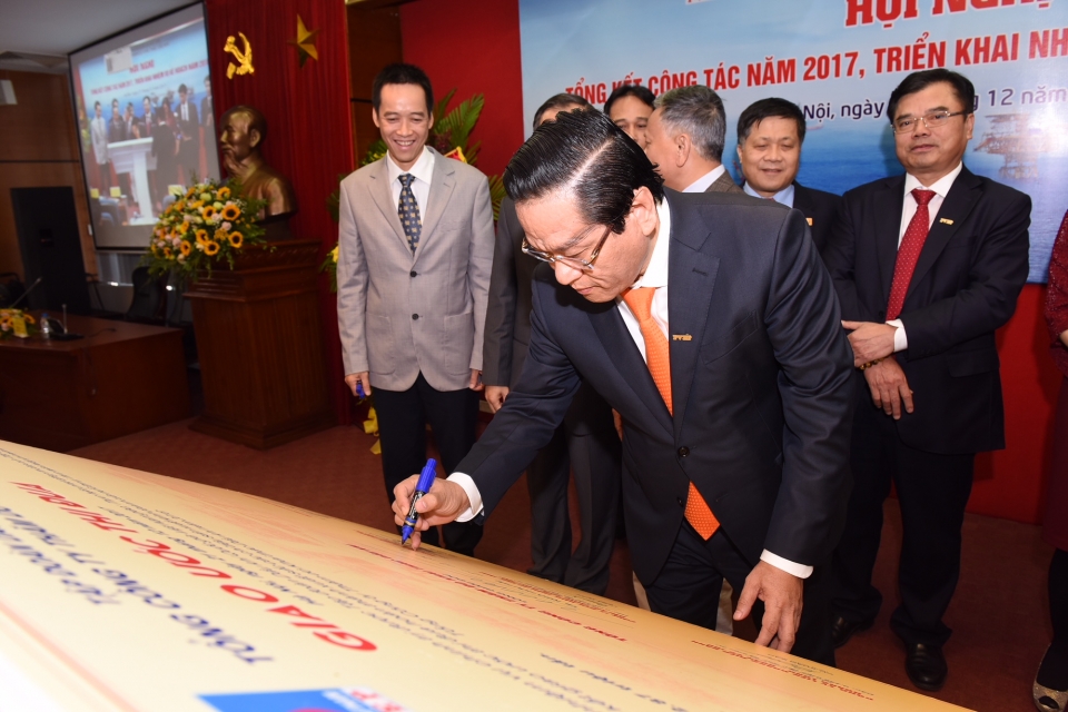 no luc vuot kho chu luc nganh dau khi thang lon