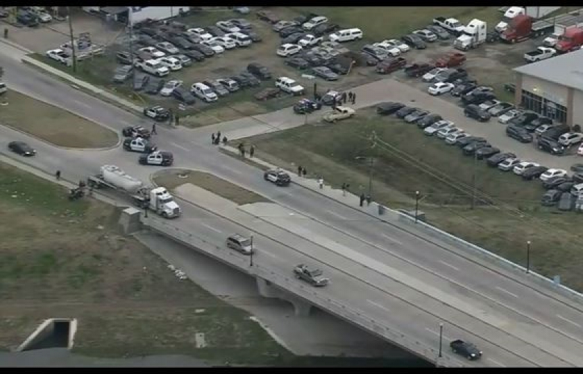 Hai vụ nổ súng tại Mỹ khiến nhiều người thương vong