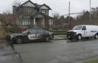 nhat ban hai hang vien thong thong bao tam ngung ban dien thoai huawei