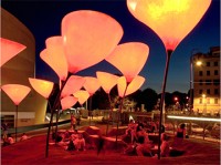 trien lam my thuat truc tuyen ve de tai khang chien chong my