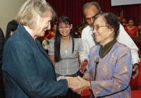 chang duong 15 nam cua quy hoa binh va phat trien viet nam