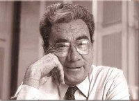 chiec vay truyen cam hung cua giao vien nguoi my nho hoa tiet do hoc sinh tieu hoc tu ve