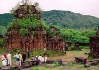 kazimierz kwiatkowski nguoi ban lon cua viet nam