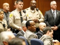 cong chieu phim chua tung biet den ve michael jackson