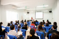 luyen tieng anh voi series hoc tieng anh moi tren vov