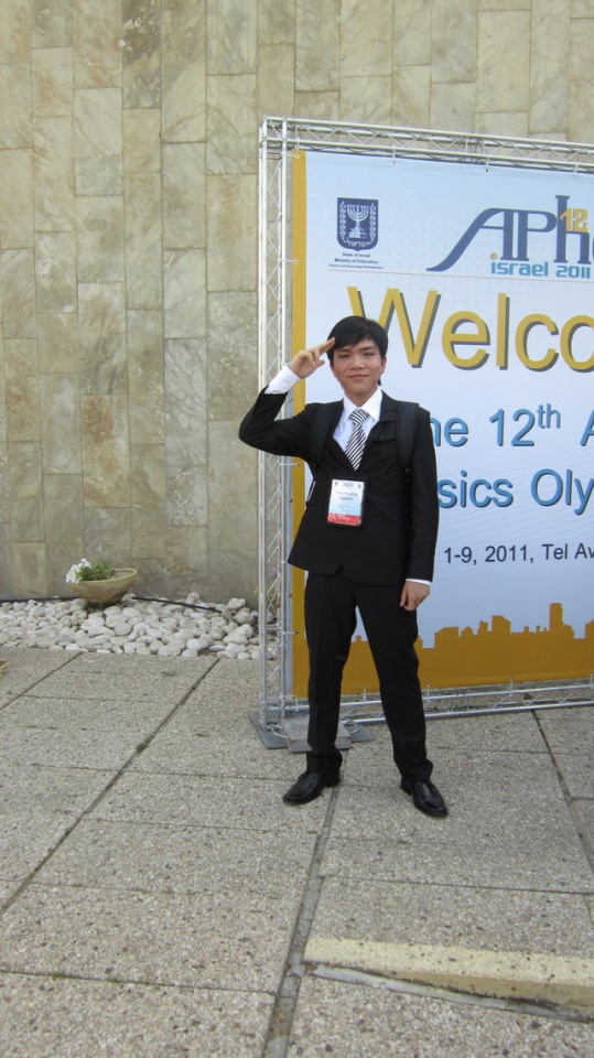 nhung guong mat tre tuoi dau tai nang