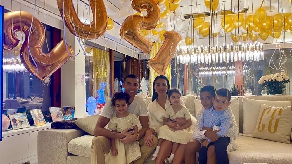 Cristiano Ronaldo trải lòng trong ngày đầu năm mới 2021