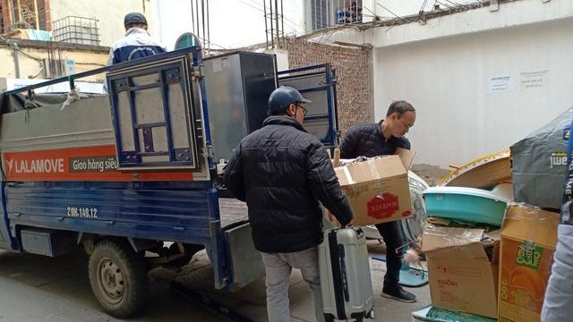 Người lao động tranh thủ tăng thu nhập dịp Tết Dương lịch