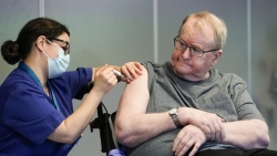 Sau các ca tử vong ở Na Uy, có nên lo ngại về tính an toàn của vaccine Covid-19 Pfizer?