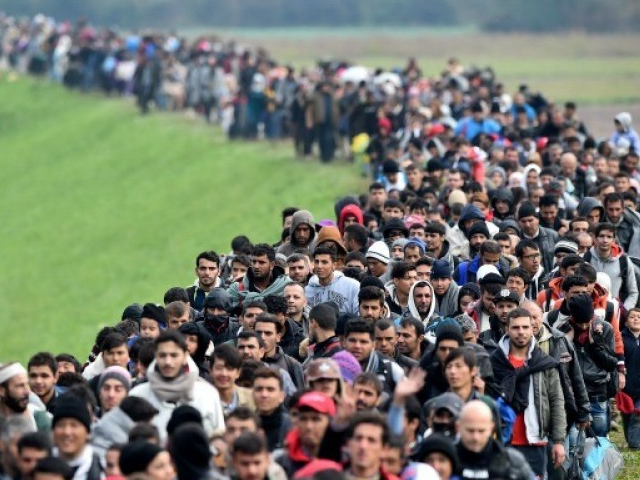 Balkan đóng cửa và nguy cơ xuất hiện nhiều tuyến đường di cư mới