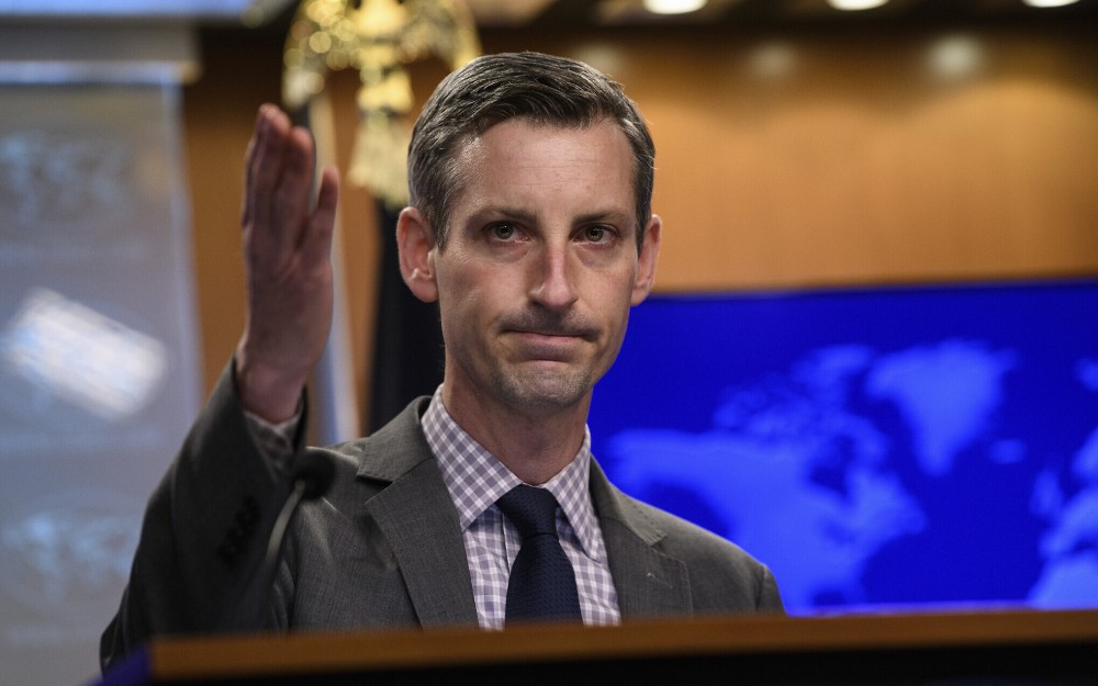 Tin thế giới 2/7: Mỹ làm gì Nga làm chi?