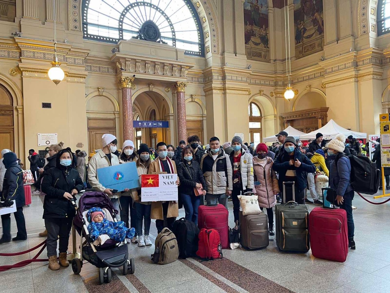 Đại sứ Nguyễn Thị Bích Thảo: Nỗ lực thắp ngọn lửa ấm cho đồng bào từ Ukraine gặp nạn Đại sứ Nguyễn Thị Bích Thảo: Nỗ lực thắp ngọn lửa ấm cho đồng bào từ Ukraine gặp nạn