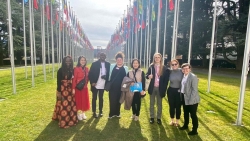 Trải nghiệm thực tế tại Liên hợp quốc, nữ sinh Việt lan tỏa nhiệt huyết tới thanh niên