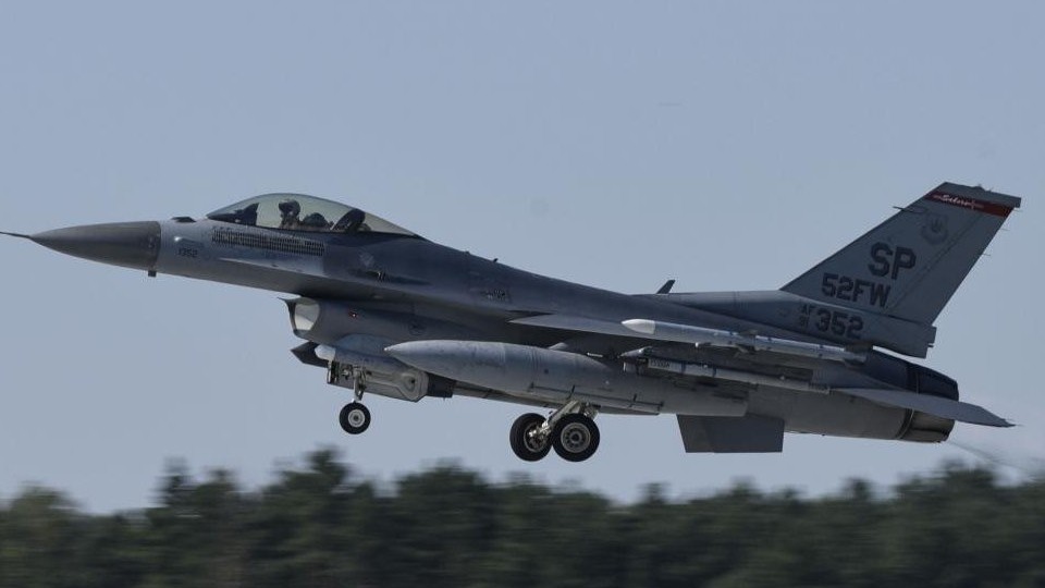 Nga-Czech chưa 'hạ hỏa', Mỹ 'tiếp lửa' triển khai máy bay chiến đấu tập trận tại Ba Lan