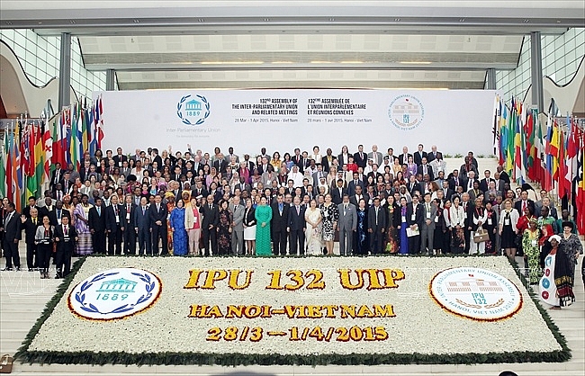 Hướng tới bầu cử đại biểu Quốc hội khóa XV: Khi nhà ngoại giao làm ‘nghề nghị sỹ’