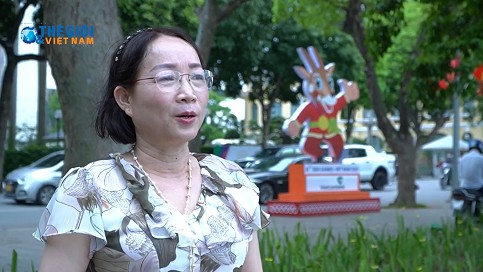 Người dân hòa chung không khí hân hoan cùng SEA Games 31