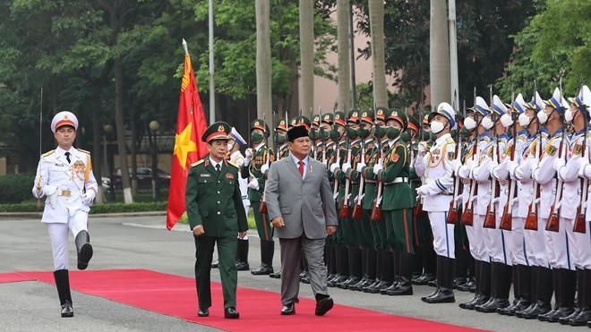 Đón tiếp Bộ trưởng, Trưởng các cơ quan của Nghị viện hoặc cấp tương đương