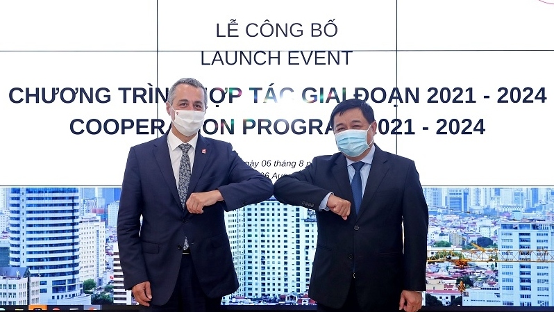 Thụy Sỹ hỗ trợ 1,8 nghìn tỷ đồng giúp Việt Nam tăng trưởng bền vững, theo định hướng thị trường