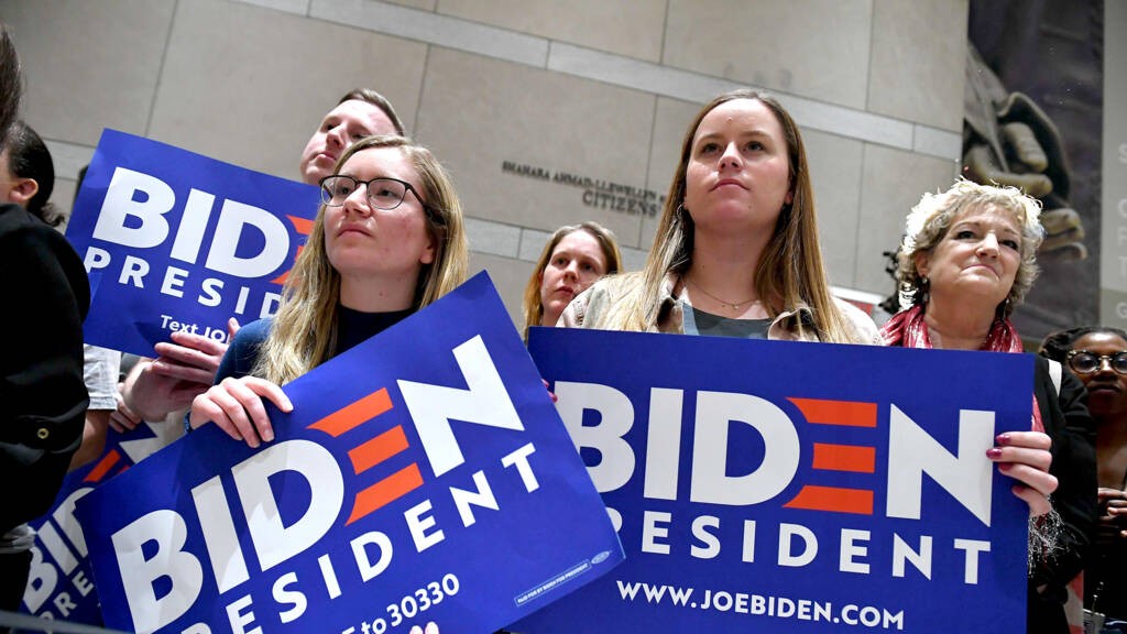 Sau khi chạm mức thấp kỷ lục, tỷ lệ ủng hộ Tổng thống Mỹ Joe Biden lội ngược dòng ngoạn mục. (Nguồn: AFP)