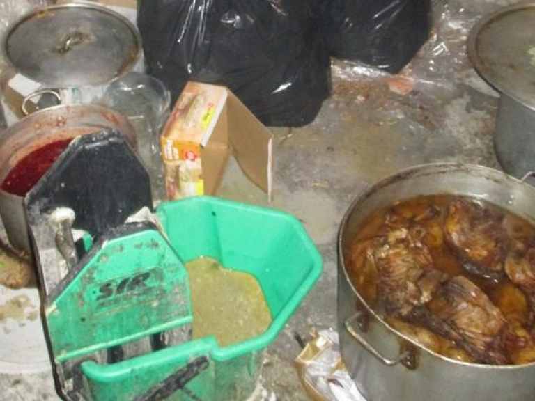 Hàng nghìn nhà hàng tại Anh không đạt chuẩn vệ sinh