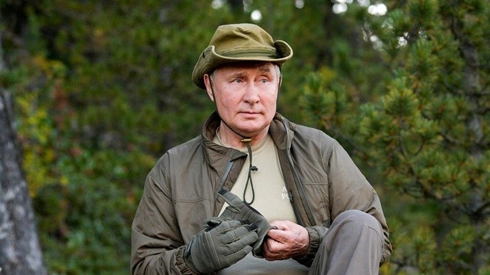 Tổng thống Nga Putin tận hưởng cuộc sống thiên nhiên hoang dã sau khi tự cách ly