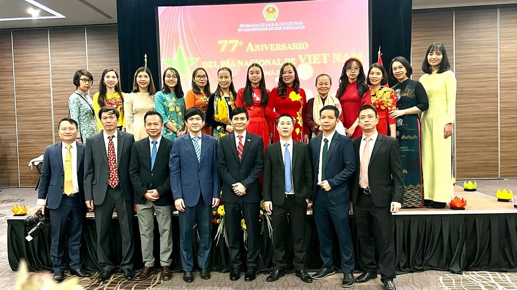 Trang trọng kỷ niệm 77 năm Quốc khánh Việt Nam tại Mexico Trang trọng kỷ niệm 77 năm Quốc khánh Việt Nam tại Mexico