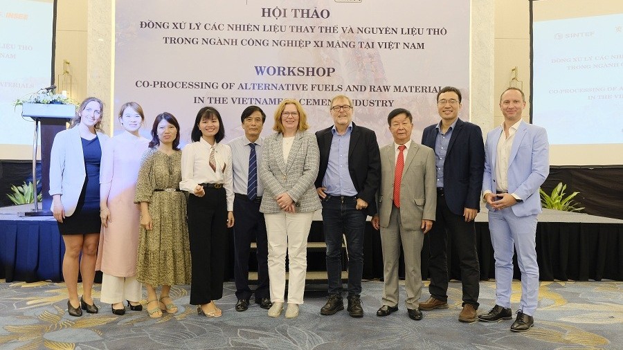 Chia sẻ kinh nghiệm quốc tế trong đồng xử lý các nhiên liệu thay thế và nguyên liệu thô trong ngành xi măng