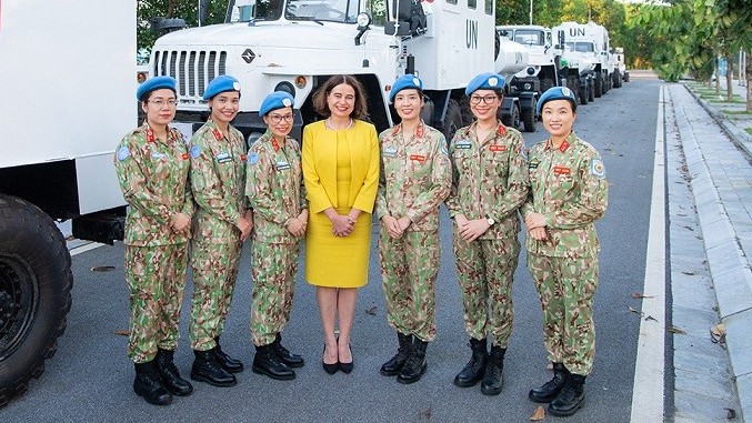 Đại sứ Australia tôn vinh vai trò sứ giả hòa bình của phụ nữ Việt Nam