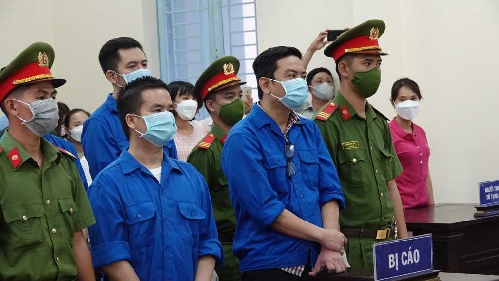 Vi phạm đạo đức người làm báo, nhóm 'Báo Sạch' mà không sạch