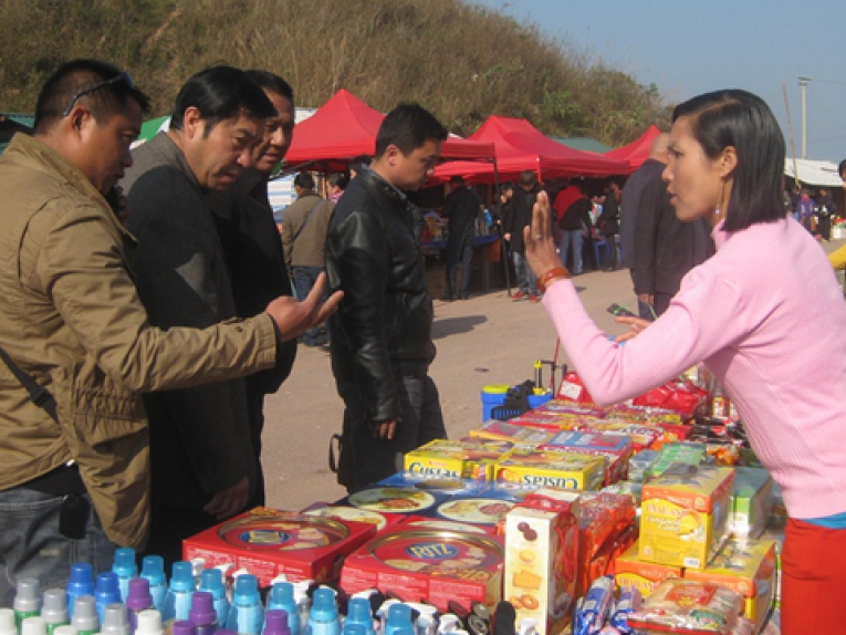 Đặc sắc chợ phiên nơi biên cương