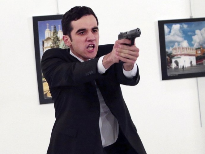 Vụ sát hại Đại sứ Nga tại Ankara: Thủ phạm không hành động đơn độc