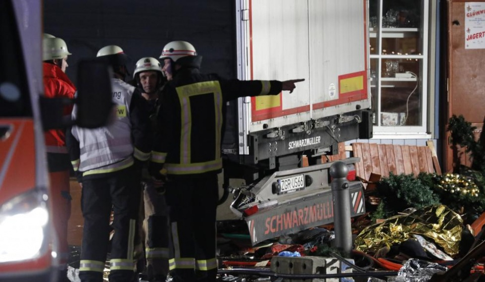 Đức lo ngại việc IS tuyển mộ chiến binh trẻ qua mạng xã hội