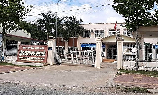 Tạm đóng cửa 1 quán ăn và cách ly 13 người liên quan bệnh nhân 1440 Tạm đóng cửa 1 quán ăn và cách ly 13 người liên quan bệnh nhân 1440