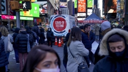 Biến thể Omicron: Khởi đầu của sự kết thúc đại dịch