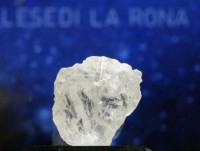 botswana phat hien kim cuong tho khong lo 1758 carat