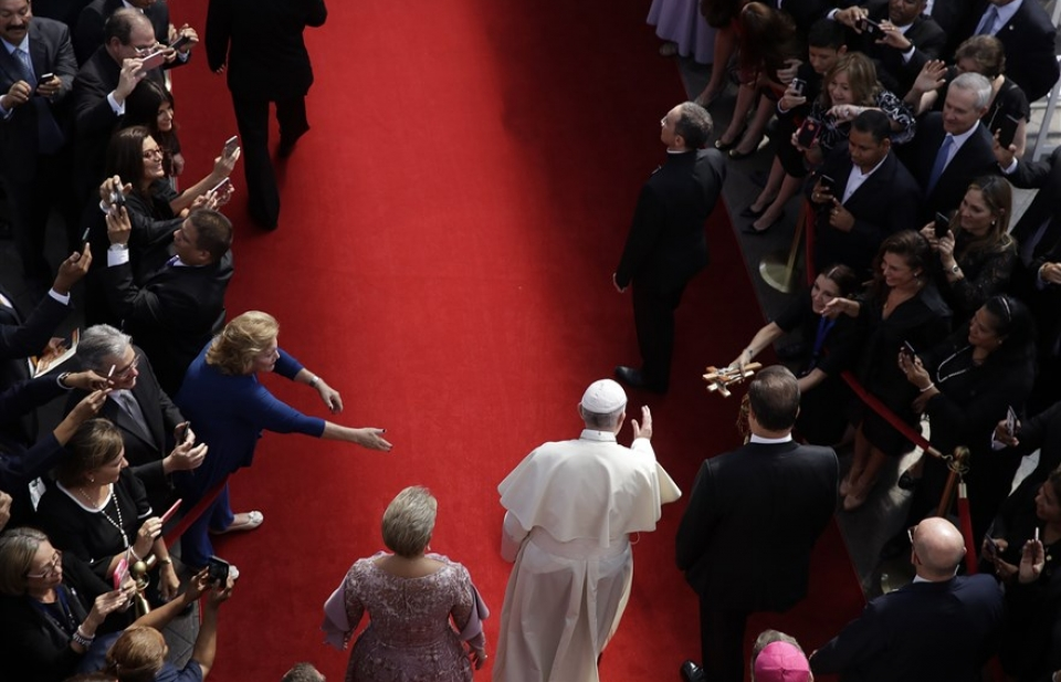 Sự kiện trong tuần qua ảnh (19-26/1): Nhân bản khỉ và New York bị “đóng băng”